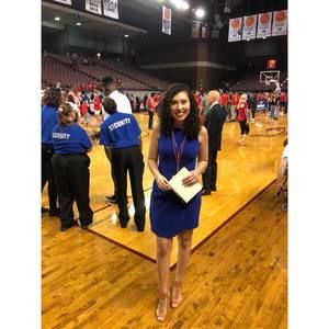 Meet your Posher, Odalis